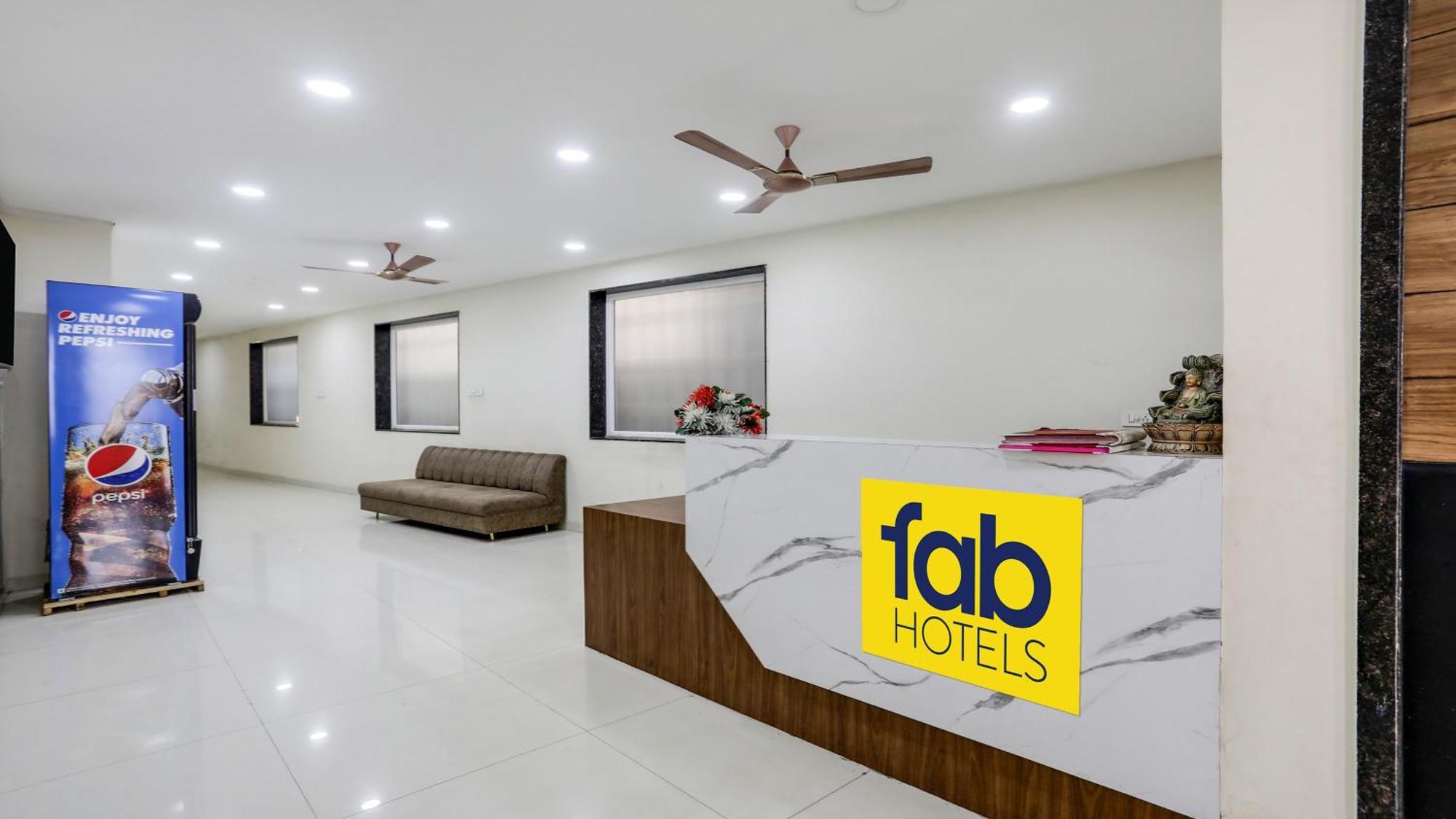 Fabhotel Mansarovar Inn Rāipur Extérieur photo
