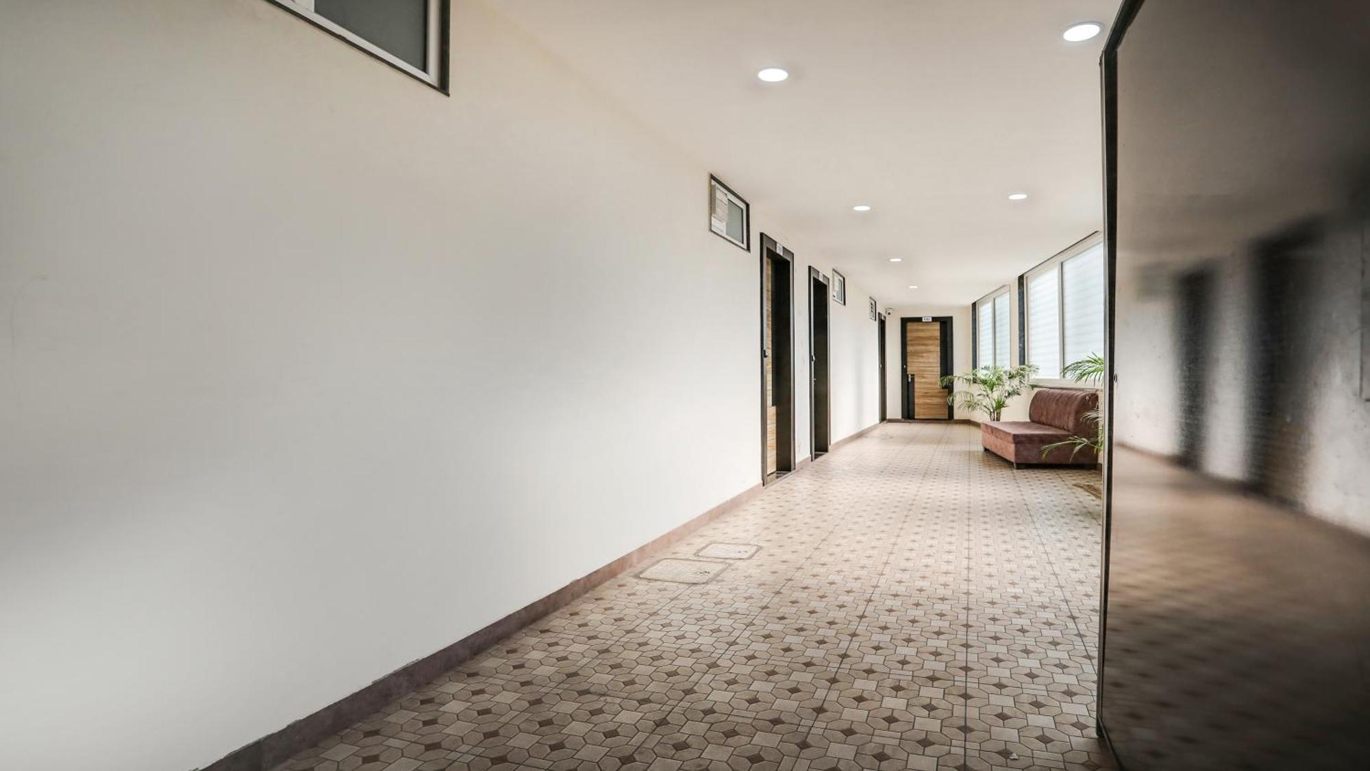 Fabhotel Mansarovar Inn Rāipur Extérieur photo
